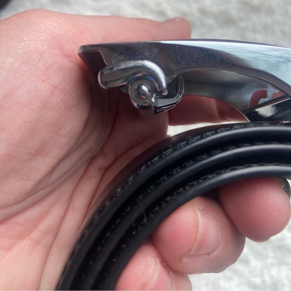 Hickok black leather belt and buckle Sz 36-42 gorgeous buckle EUC - Picture 11 of 11